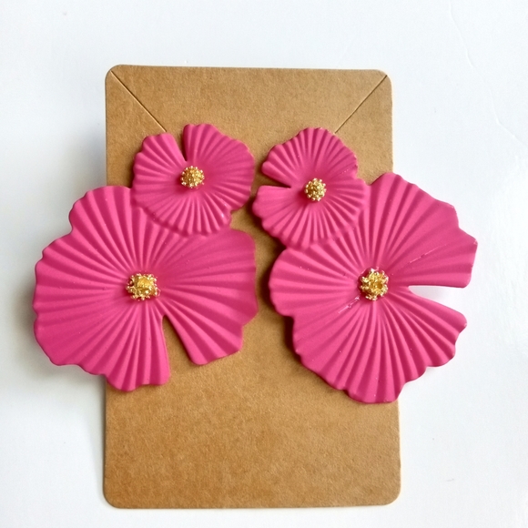 Fashion Jewelry Dangle Earrings - Picture 2 of 5